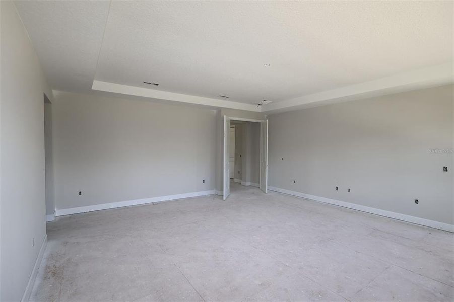 Image 35 of a home in Willow Run.