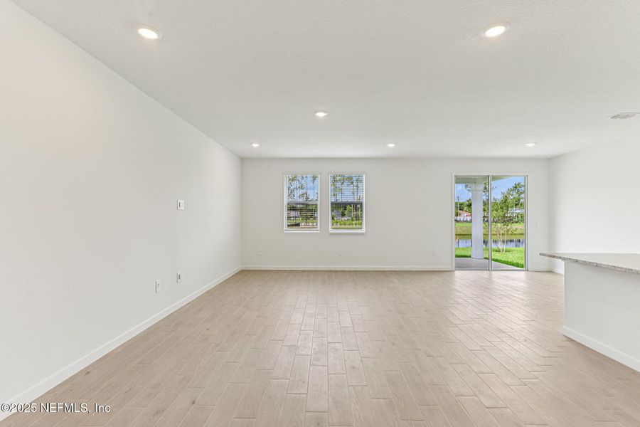 Spacious, unfurnished interior of a new home in , Palm Coast (Image 19).