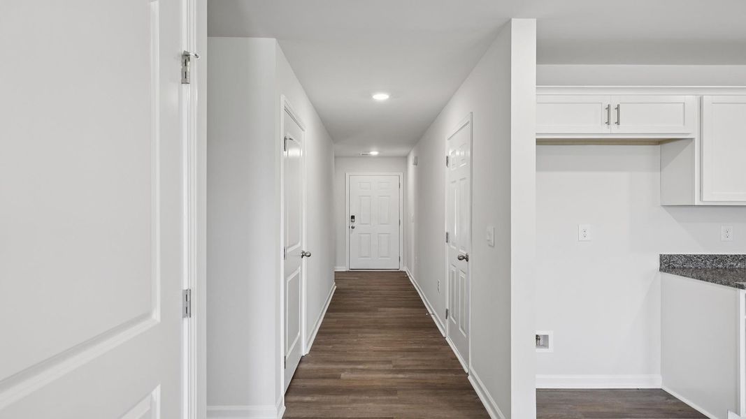 Spacious, unfurnished interior of a new home in Gibson Grove, Laurens (Image 8).
