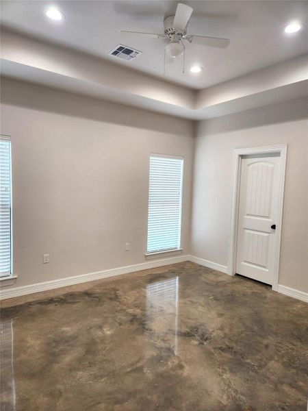 MASTER BEDROOM MASTER BEDROOM