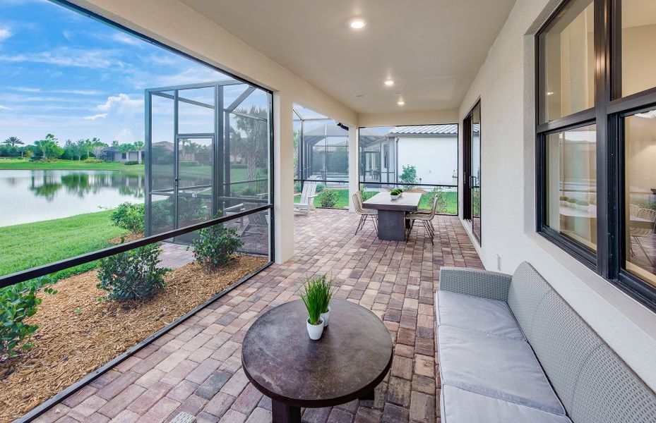 Representative exterior details of a home built from the Contour by Del Webb in Del Webb Sunbridge, St. Cloud (Image 4).