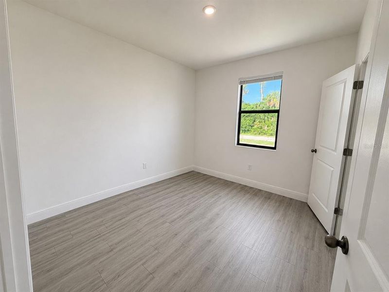 Spacious, unfurnished interior of a new home in , Labelle (Image 9).
