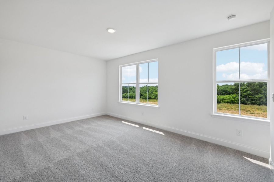 Representative unfurnished interior of a home built from the Macon by Ashton Woods in Ascent at Arbor Ridge, La Vergne (Image 11).