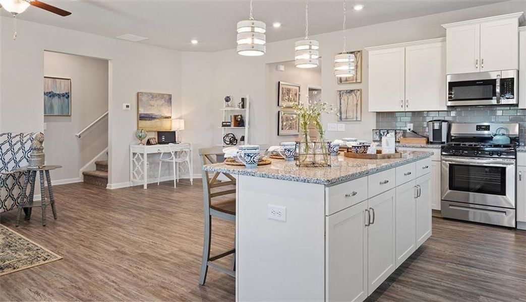 Furnished interior view inside a new home in Saddle Ridge, Calhoun (Image 9). Furnished interior view inside a new home in Saddle Ridge, Calhoun (Image 9).