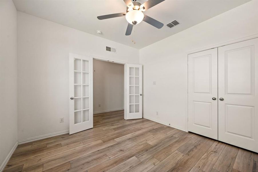 Spacious, unfurnished interior of a new home in Northpointe, Fort Worth (Image 32). Spacious, unfurnished interior of a new home in Northpointe, Fort Worth (Image 32).