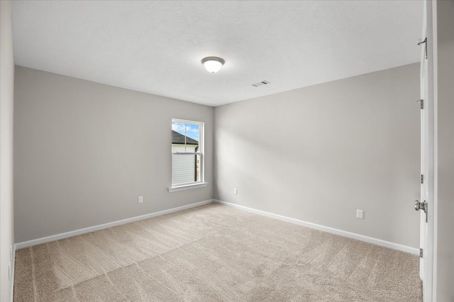 Spacious, unfurnished interior of a new home in Windsor, North Augusta (Image 25).