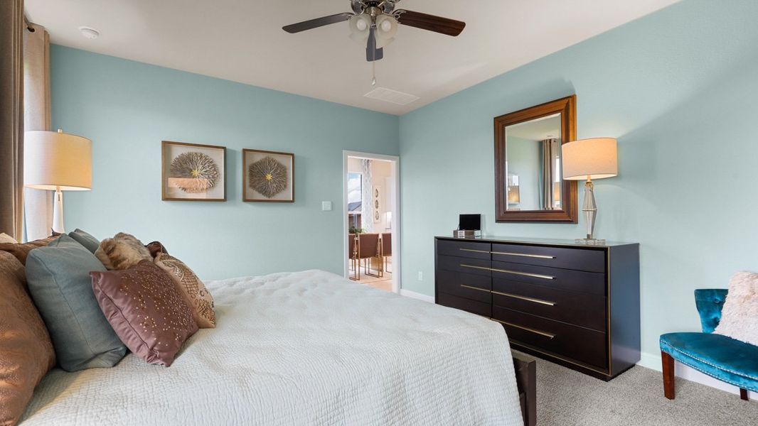 Furnished interior view inside a new home in Legado, Cleburne (Image 23).