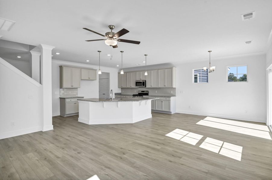 Spacious, unfurnished interior of a new home in Ashton Lakes, Lexington (Image 22).