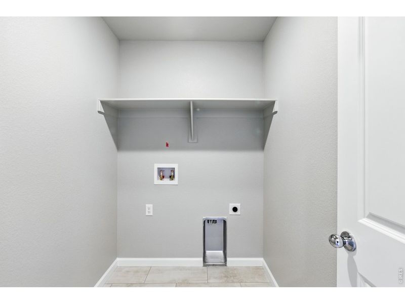 Spacious, unfurnished interior of a new home in Pintail Commons at Johnstown Village, Johnstown (Image 9). Spacious, unfurnished interior of a new home in Pintail Commons at Johnstown Village, Johnstown (Image 9).