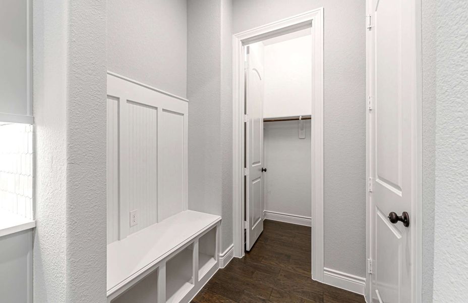 Representative furnished interior of a home built from the 3358 by Ravenna Homes in Artavia 70′, Conroe (Image 14).