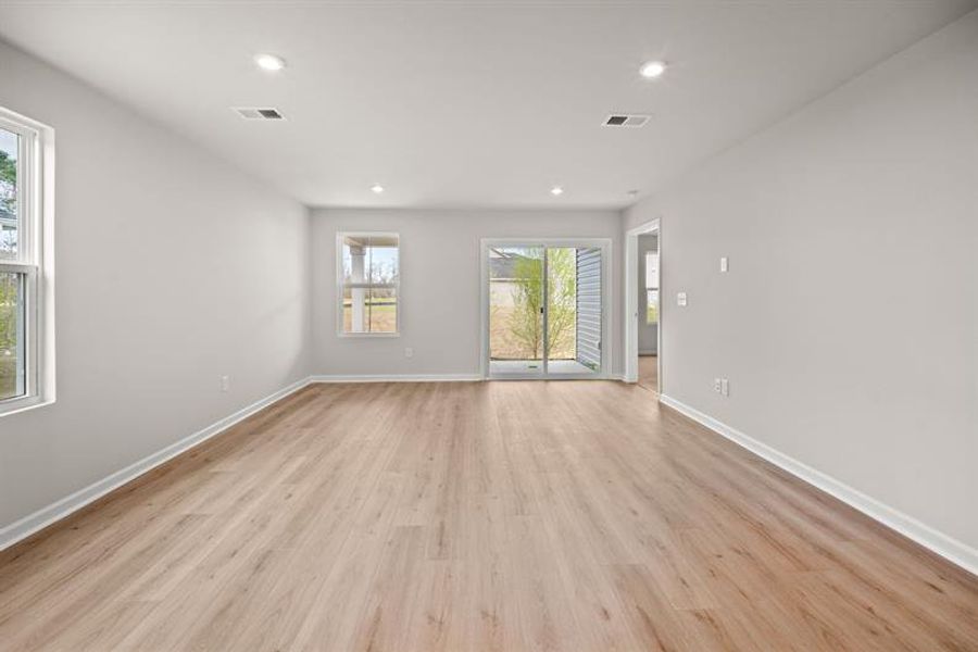 Spacious, unfurnished interior of a new home in Meadows Edge, Conway (Image 15).