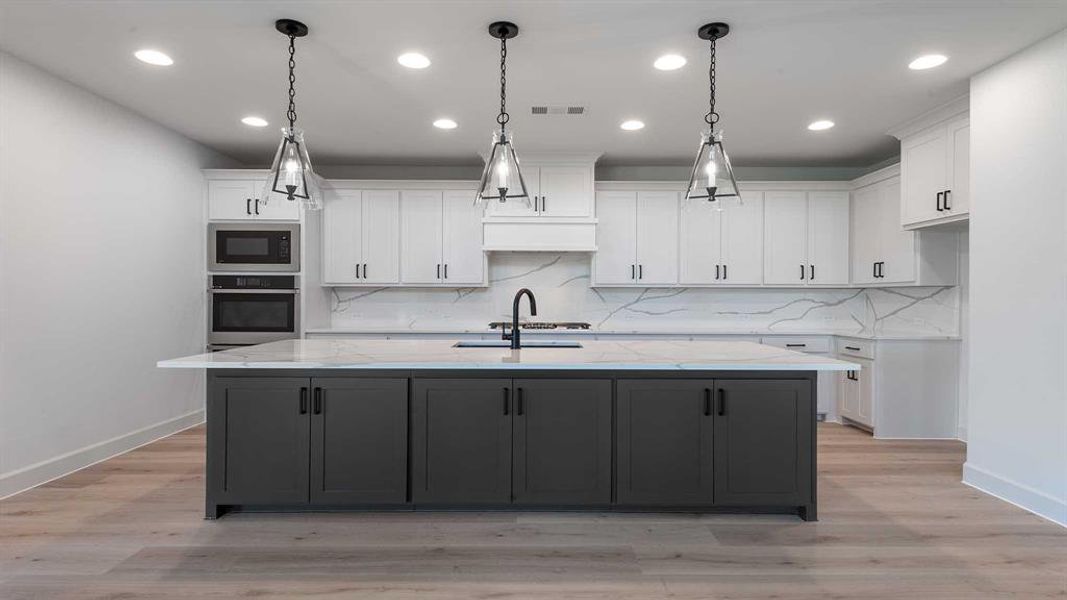 Furnished interior view inside a new home in Somerset Park 80', Rockwall (Image 10). Furnished interior view inside a new home in Somerset Park 80', Rockwall (Image 10).