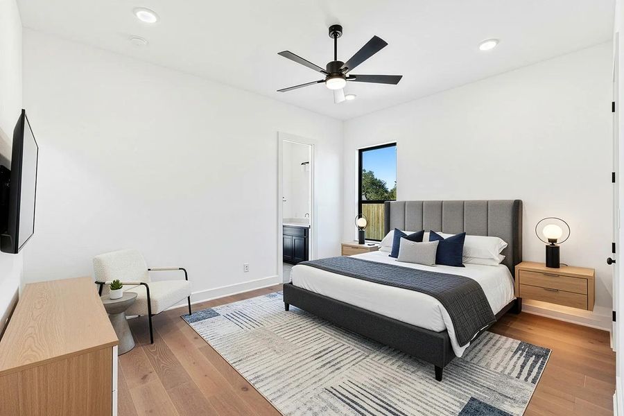 Lynmar II E Bedroom 2