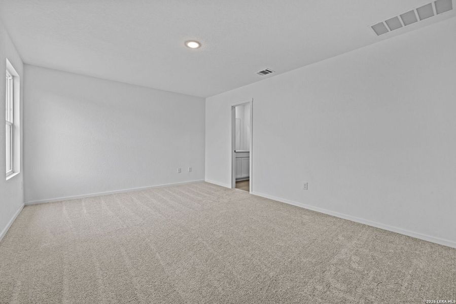 Spacious, unfurnished interior of a new home in Voss Farms, New Braunfels (Image 21). Spacious, unfurnished interior of a new home in Voss Farms, New Braunfels (Image 21).