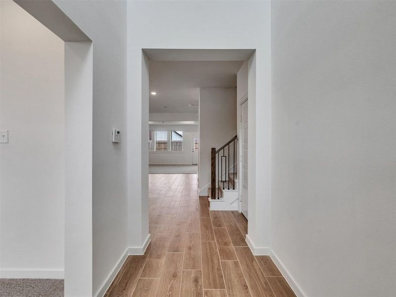 Spacious, unfurnished interior of a new home in Ashland, Houston (Image 16).