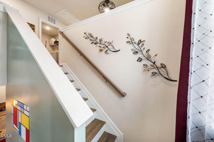 209ParkerStationAve-052