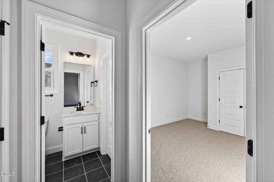 11 -88 tennyson drive, interior 11 -88 tennyson drive, interior