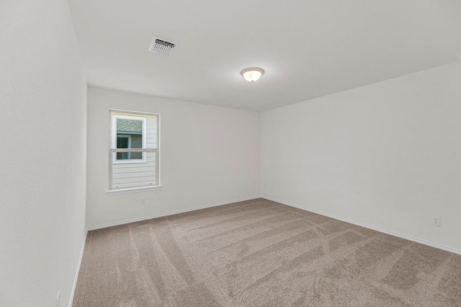 Spacious, unfurnished interior of a new home in Sonterra - Cool Water, Jarrell (Image 24).