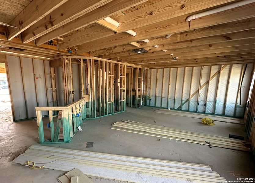 Image 3 of a home in Mission Del Lago.