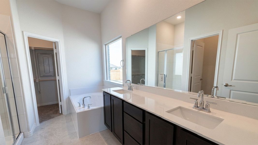 Furnished interior view inside a new home in Lakewood Trails, Forney (Image 10). Furnished interior view inside a new home in Lakewood Trails, Forney (Image 10).