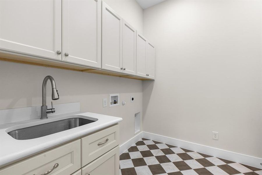 Furnished interior view inside a new home in , Greenville (Image 18).