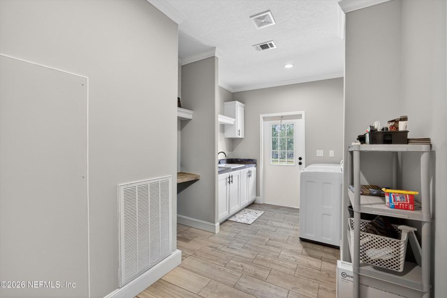 Furnished interior view inside a new home in , Starke (Image 30).
