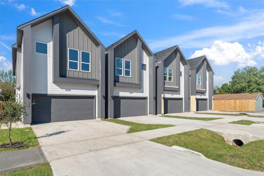 Exterior details and patio area of a home in , Houston (Image 3).