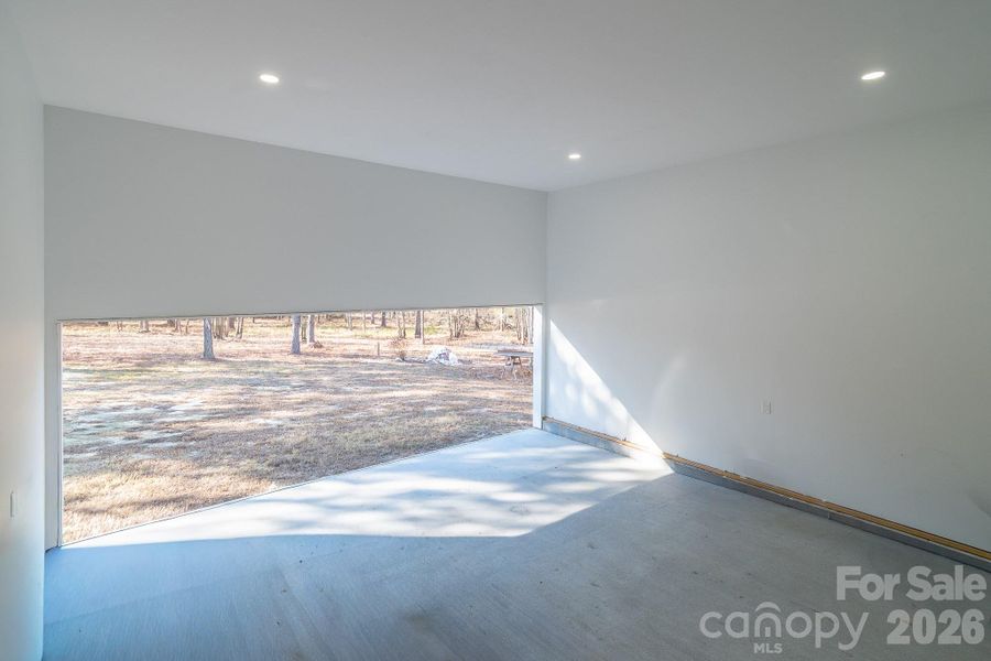 Spacious, unfurnished interior of a new home in , Pageland (Image 25).