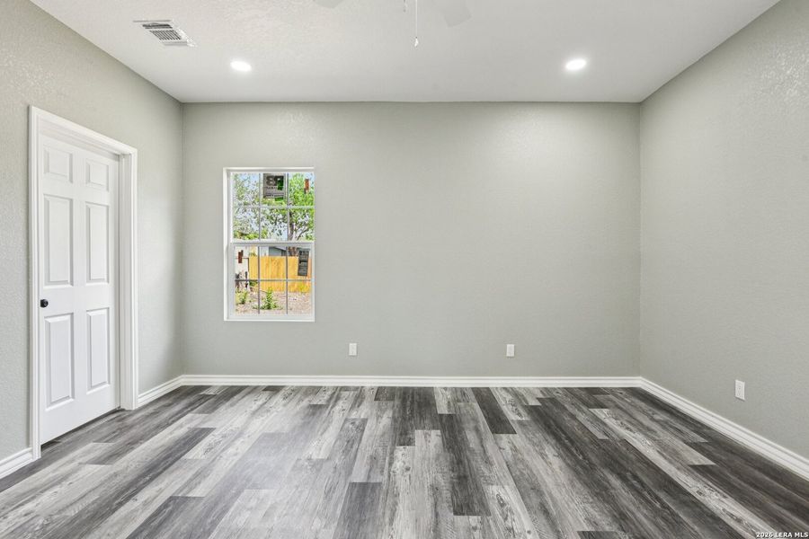 Spacious, unfurnished interior of a new home in , San Antonio (Image 16). Spacious, unfurnished interior of a new home in , San Antonio (Image 16).