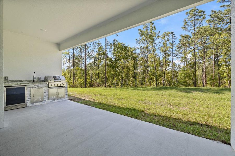 Exterior details and patio area of a home in , Ocala (Image 3).