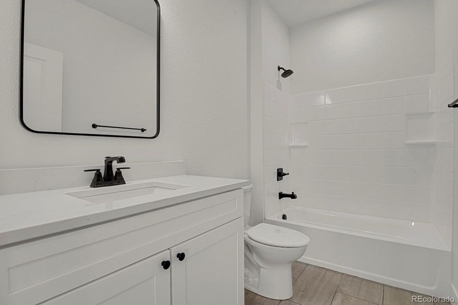 Image 43 of a home in .