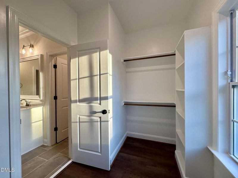 4dd92d80-f67f-4d82-958b-de16ebb18bcd