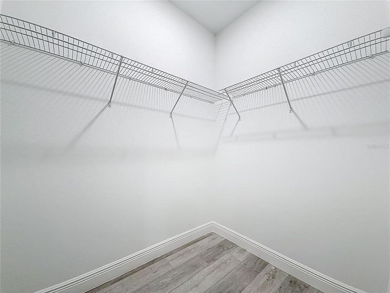 Spacious, unfurnished interior of a new home in , Ocala (Image 34).