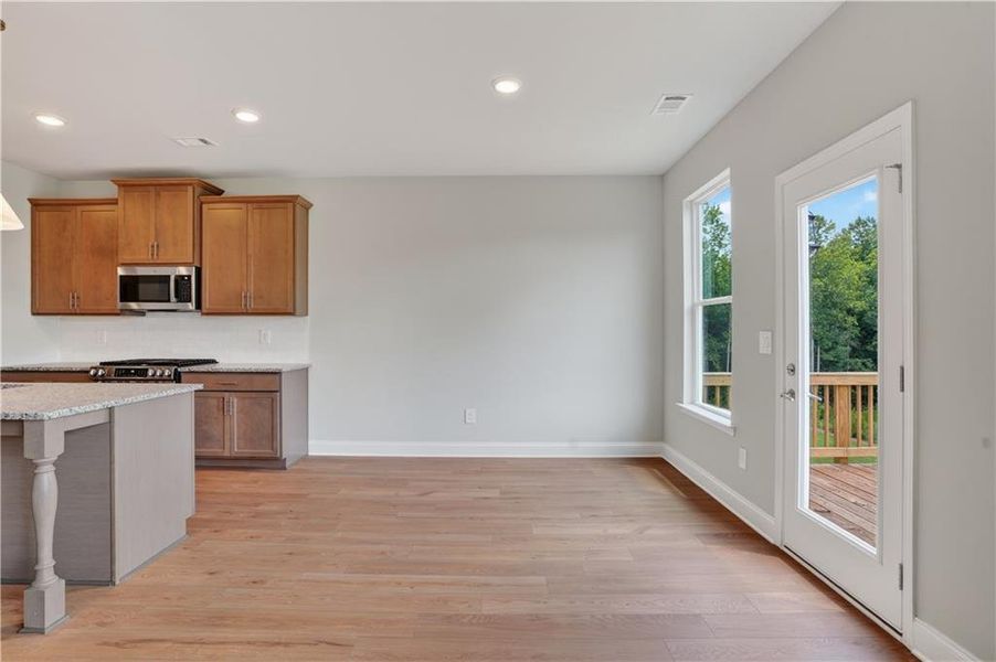Spacious, unfurnished interior of a new home in Austin Ridge, Commerce (Image 15).