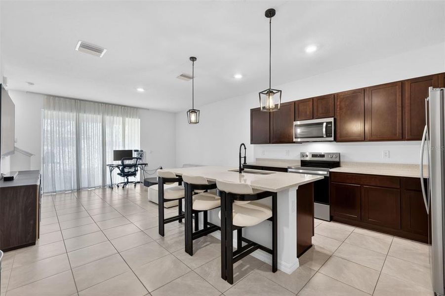 Furnished interior view inside a new home in Mangrove Point, Apollo Beach (Image 16).