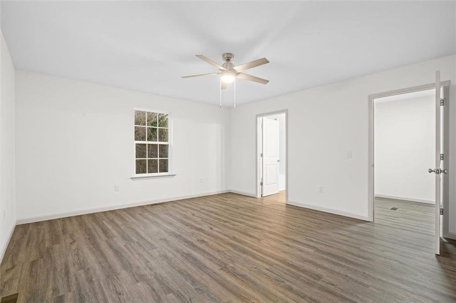 Spacious, unfurnished interior of a new home in , Dalton (Image 14).