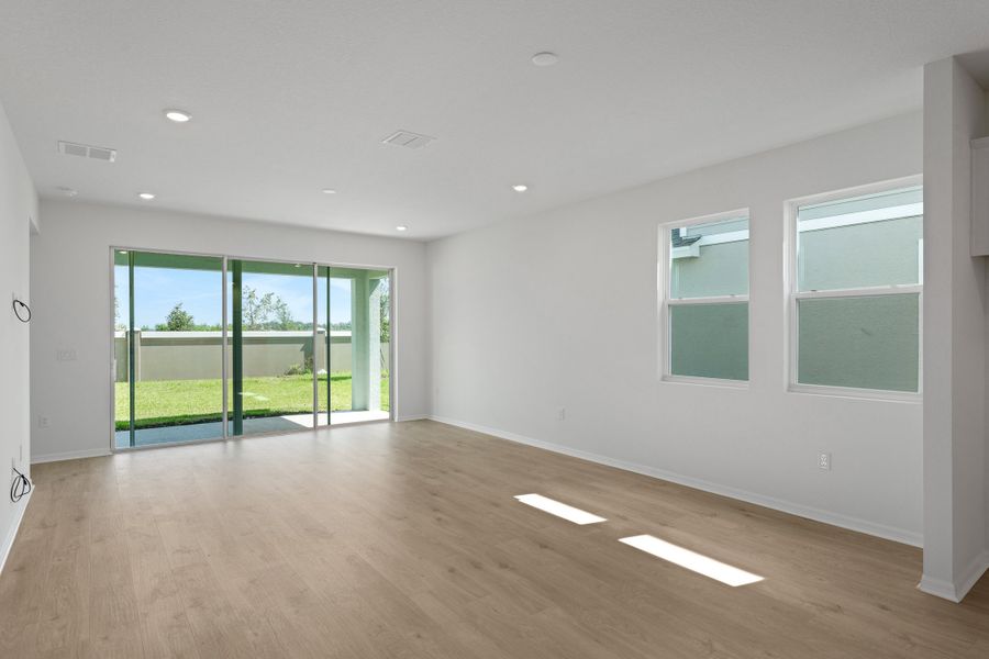 4br New Home in Parrish, FL.  - Slide 12
