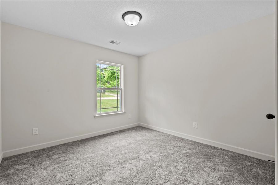 Representative unfurnished interior of a home built from the Duncan by Enchanted Homes in Gentry Place, Spartanburg (Image 17).