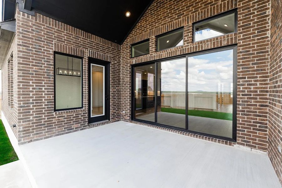 Exterior details and patio area of a home in Lariat - 70', Liberty Hill (Image 2).