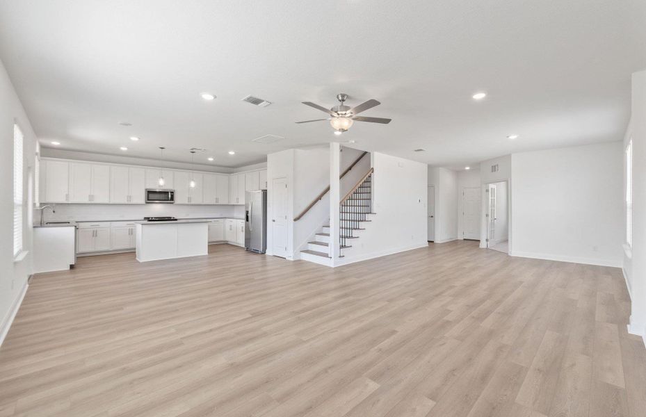 Spacious, unfurnished interior of a new home in Patterson Ranch, Georgetown (Image 25). Spacious, unfurnished interior of a new home in Patterson Ranch, Georgetown (Image 25).