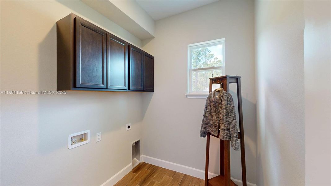 Furnished interior view inside a new home in Westlake Single Family, Ormond Beach (Image 40). Furnished interior view inside a new home in Westlake Single Family, Ormond Beach (Image 40).