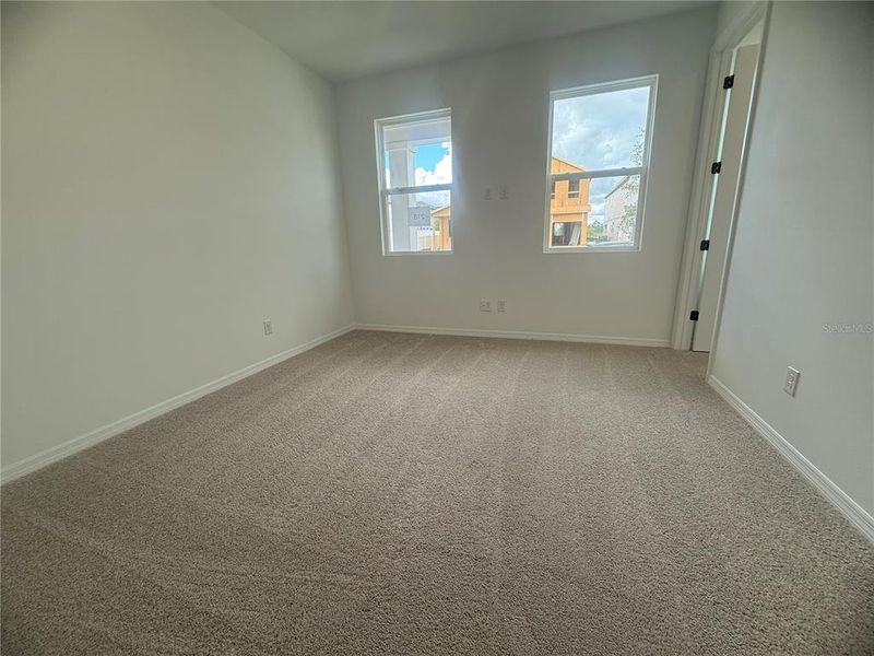 Spacious, unfurnished interior of a new home in Northlake Classical, Winter Garden (Image 34).