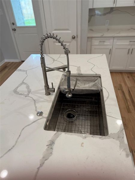 Kitchen sink