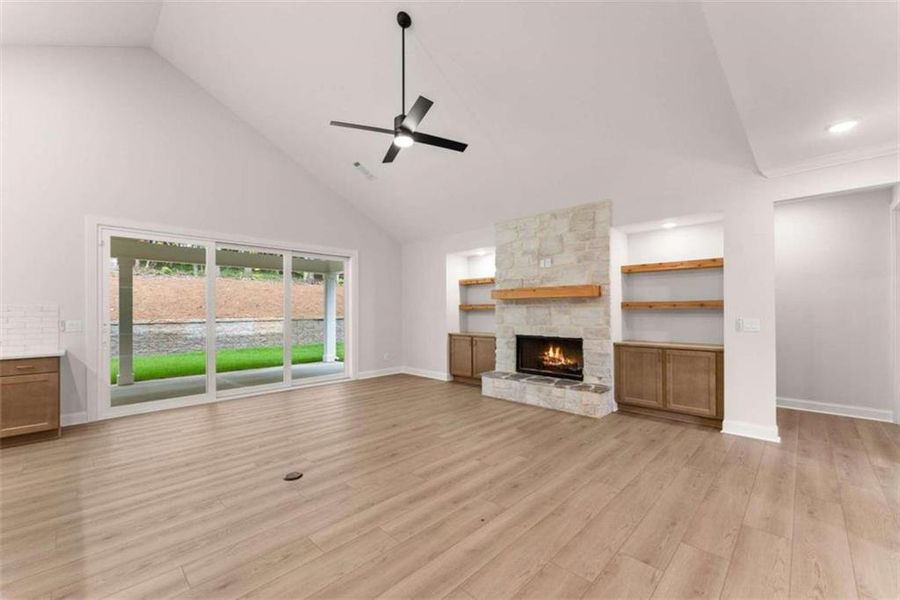 Spacious, unfurnished interior of a new home in , Clarkesville (Image 36).