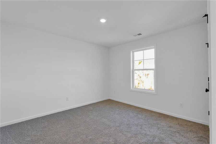 Spacious, unfurnished interior of a new home in Brownstone Park, Easley (Image 16).