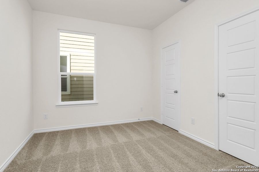 Spacious, unfurnished interior of a new home in Southton Cove, Elmendorf (Image 16).