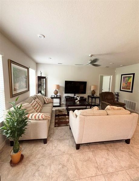 Furnished interior view inside a new home in Cypress Preserve, Land O' Lakes (Image 8). Furnished interior view inside a new home in Cypress Preserve, Land O' Lakes (Image 8).