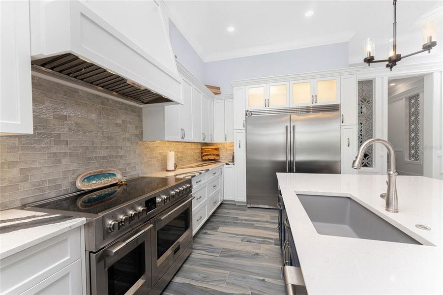 Furnished interior view inside a new home in , Port Charlotte (Image 15).