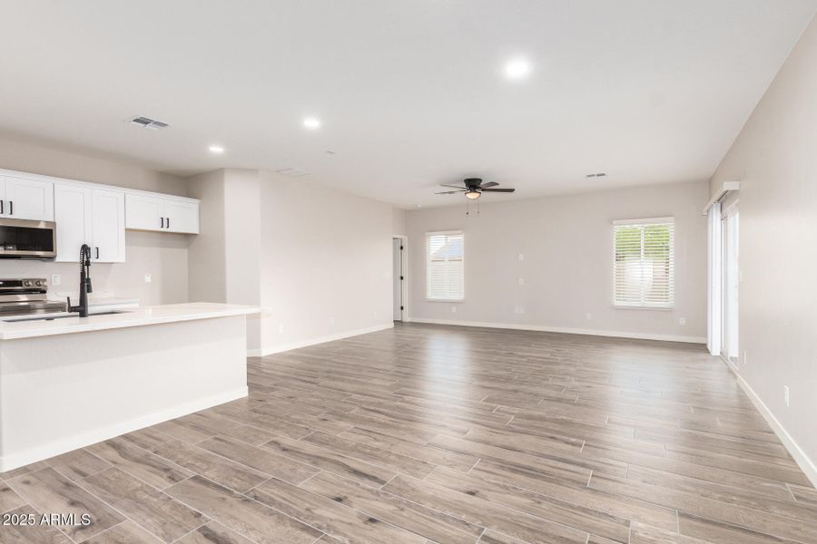 09 - Reventon 09 - Reventon