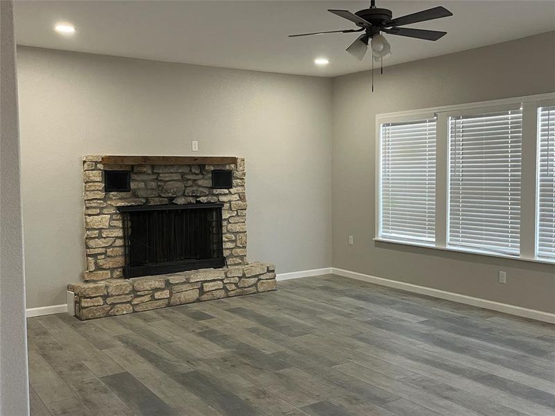 Spacious, unfurnished interior of a new home in , Brownwood (Image 13).